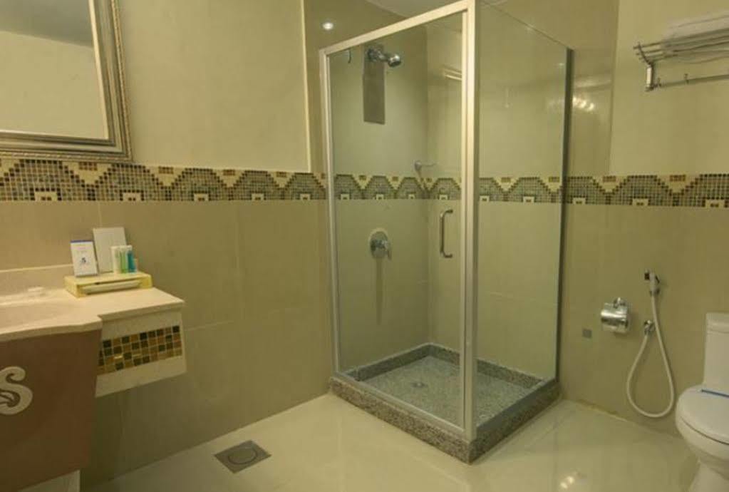 Sanam Hotel Suites - Riadh Exterior foto