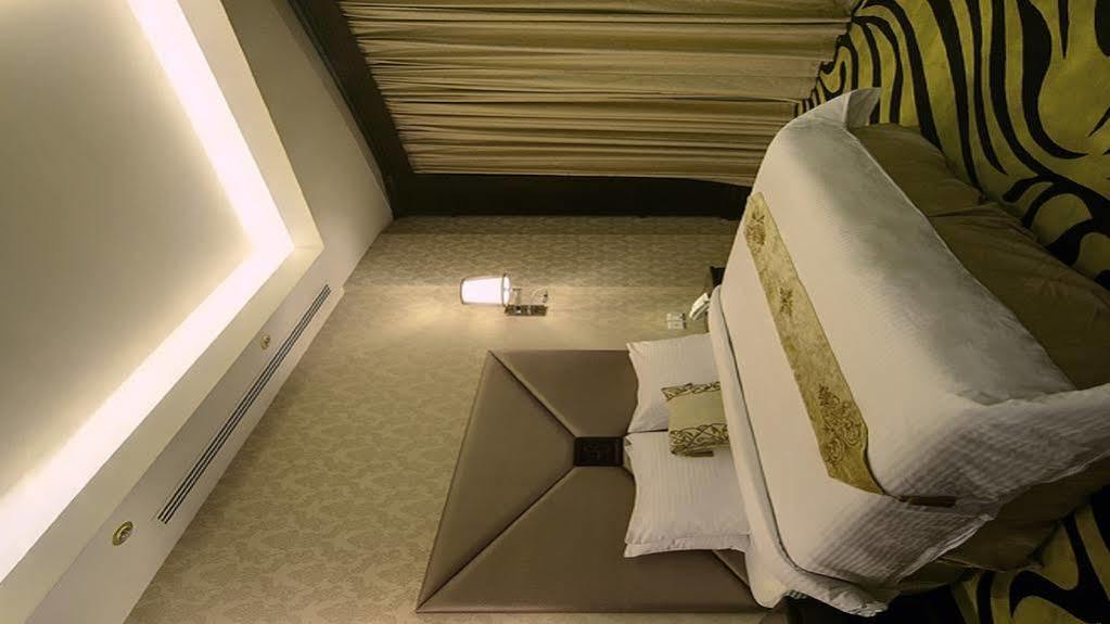Sanam Hotel Suites - Riadh Exterior foto